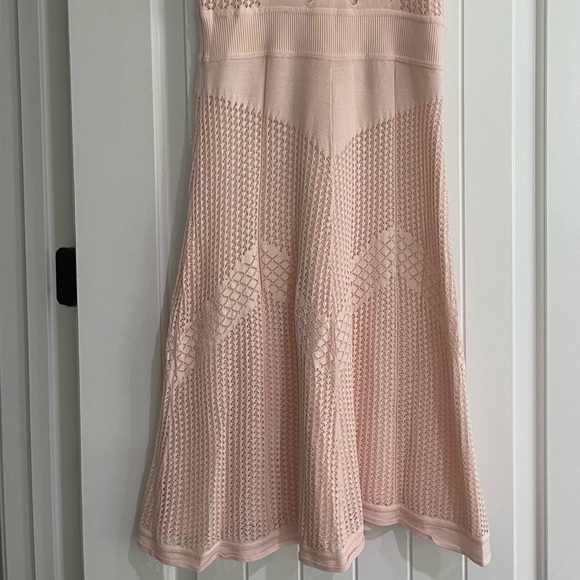 Pink dress - Picture 3 of 5